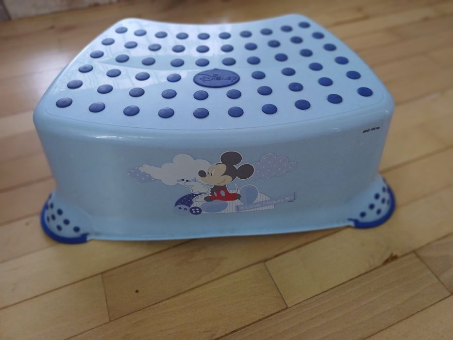 Używany antypoślizgowy Podnóżek Disney