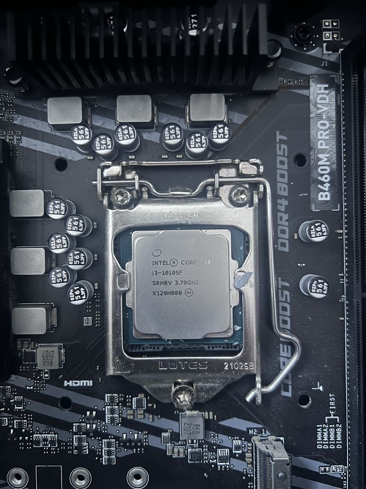 Procesor intel core i3-10105f