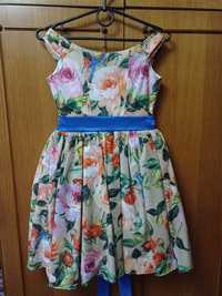 Нарядное платье для девчонки 6-8 лет