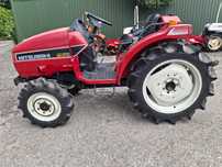 Mitsubishi Mt205  Mitsubishi mt205 4x4