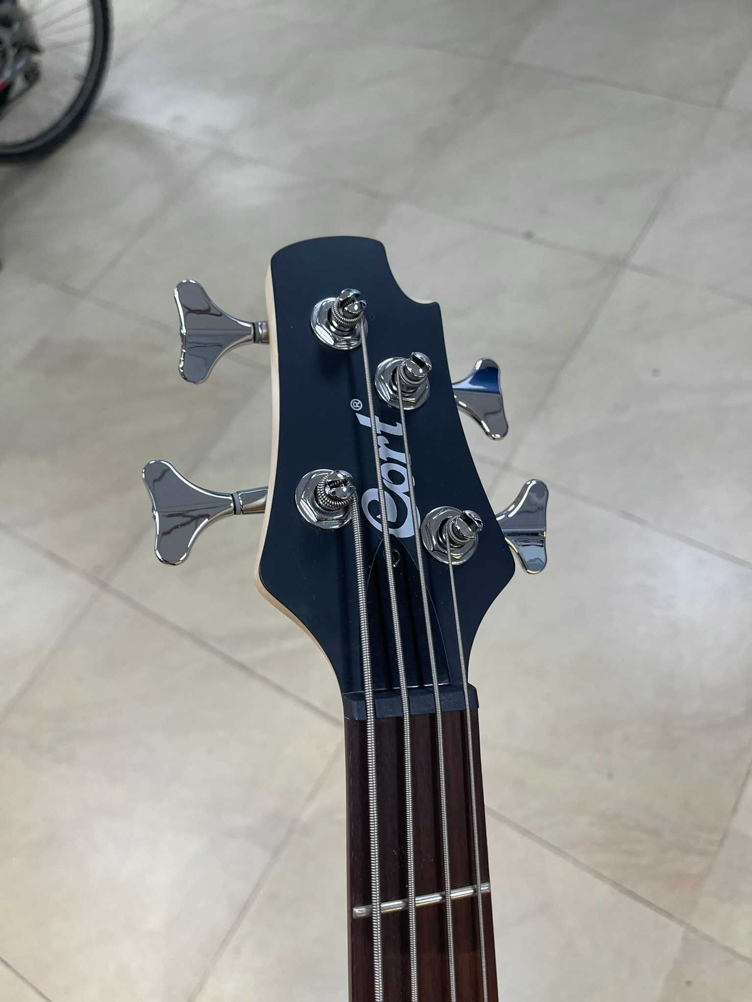 Електрична бас-гітара  Cort Action Bass Plus 4-String Black