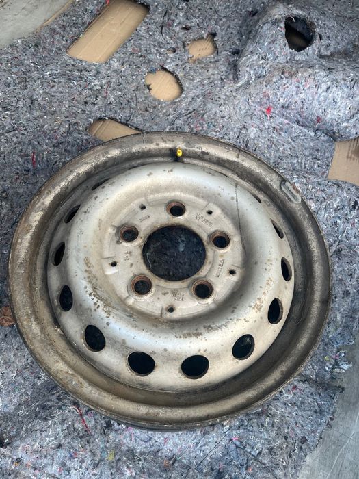 Диски Мерседес Спрінтер Р15