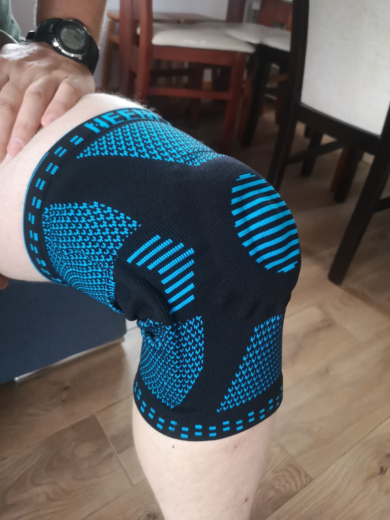 Neenca opaska kompresyjna na kolano stabilizator XXL