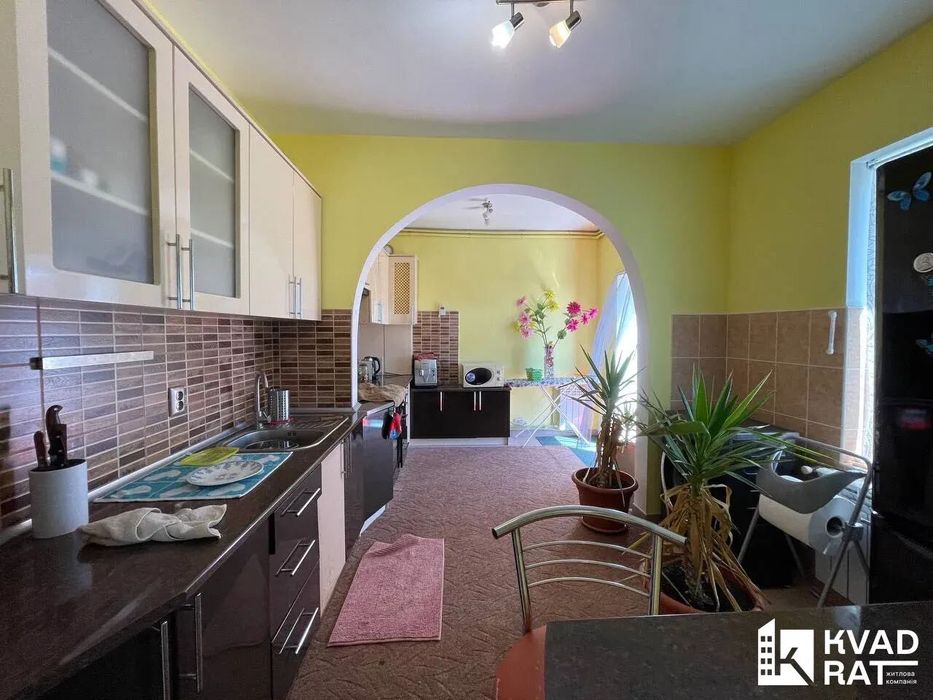 Продам будинок з ремонтом  с.Вікторів поблизу Івано-Франківська