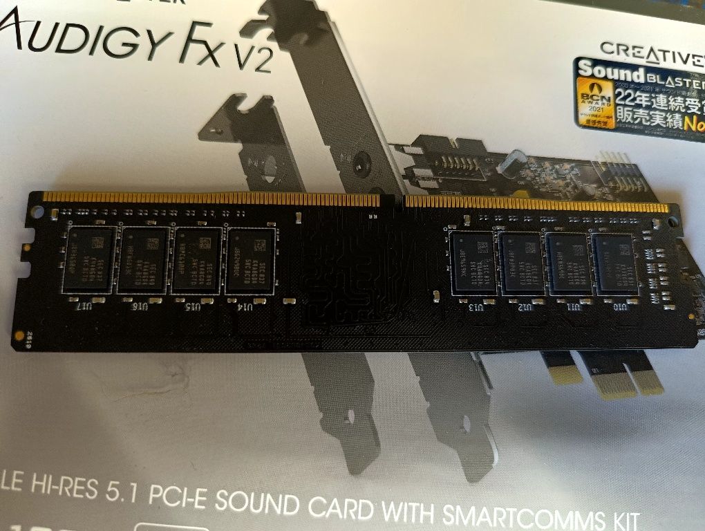 Sprzedam grafika GTX 1660 s i pamięć