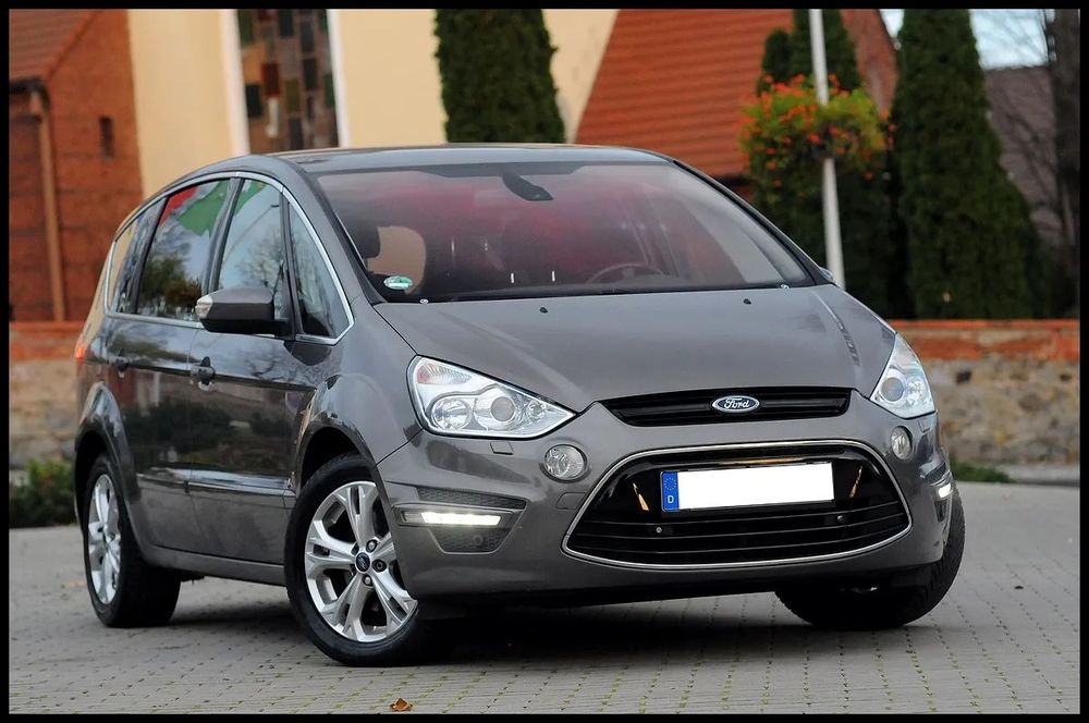 Ford S-Max 2.0 TDCI 163KM Lift LED Titanium Xenon LED Navi Convers Alu Rolety