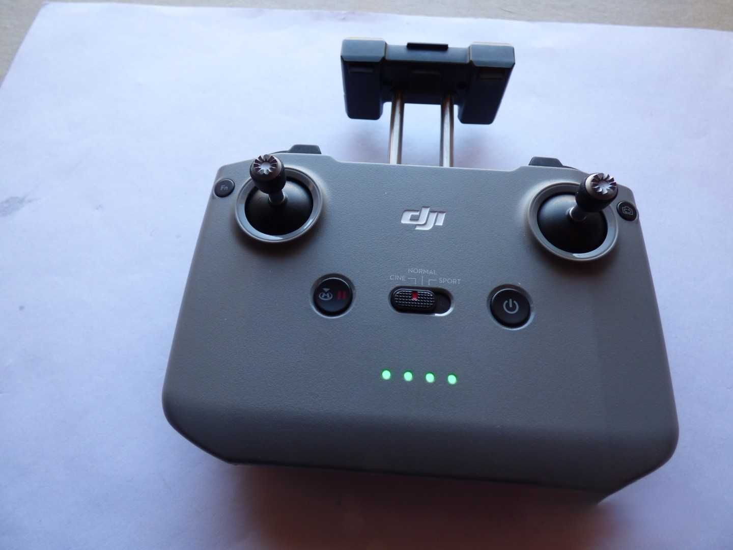 DJi Mini 2 SE fatura garantia;2 radios;2 baterias;bolsa; ler anuncio