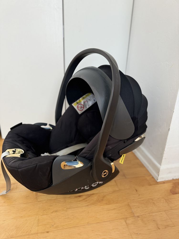 Forelik cybex jeremy scott