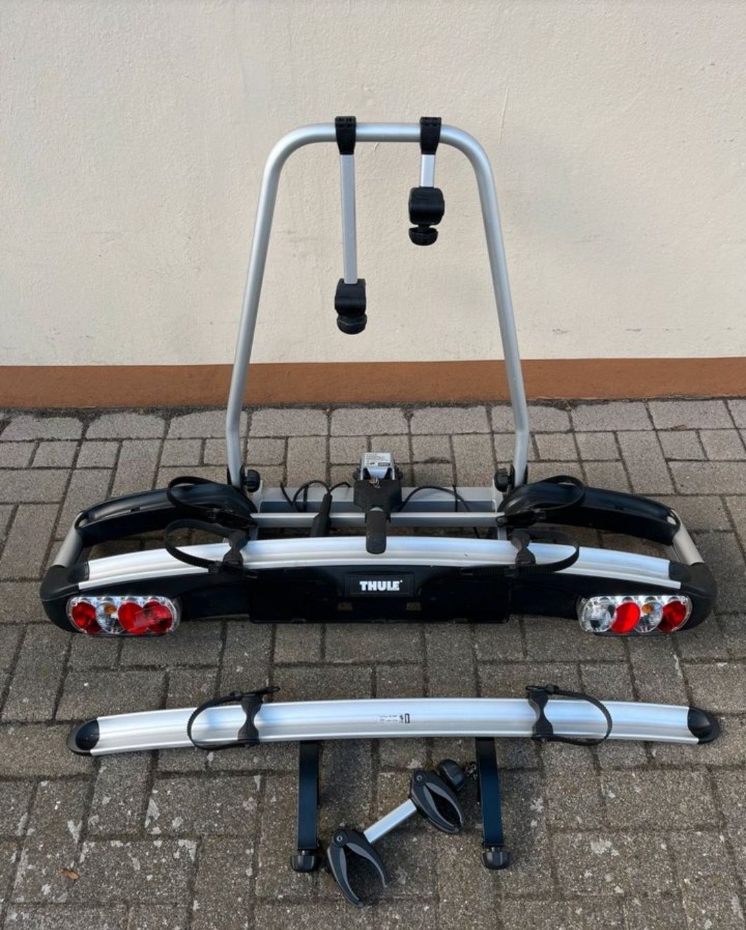 Велокріплення Thule G5 Ec 908 на фаркоп для 2-3-4 велосипедів