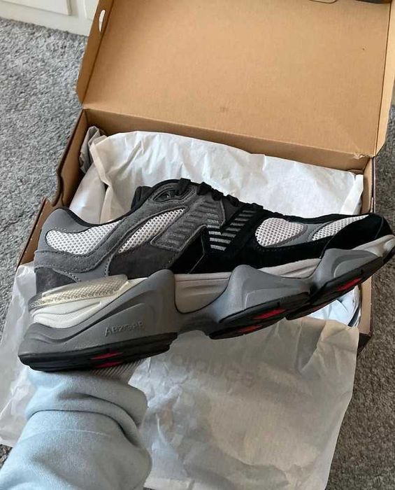 Buty meskie Mokasyny New_Balance_9060_Black_Castlerock_Grey R.39.5