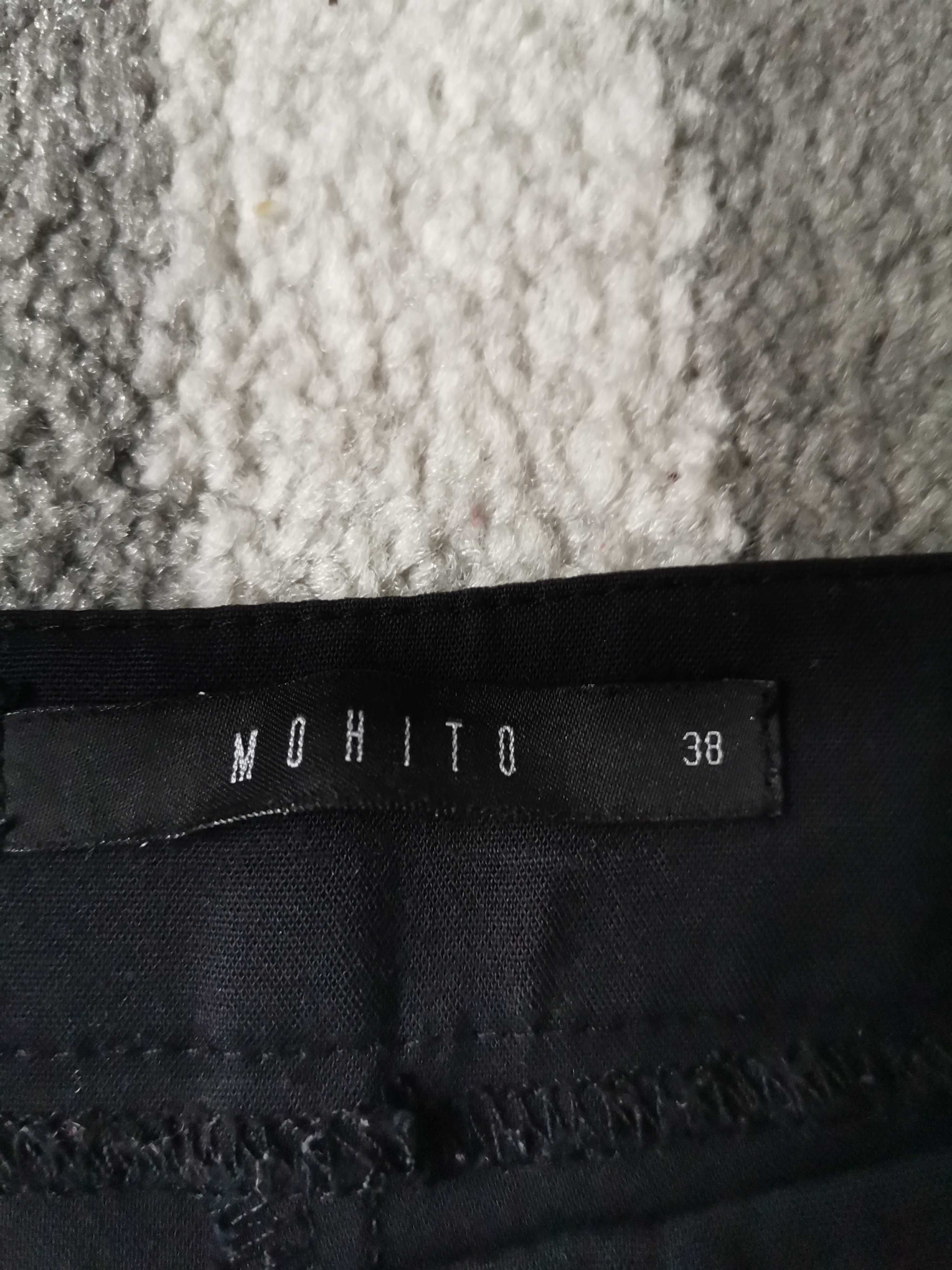 Eleganckie spodnie Mohito rozmiar 38.