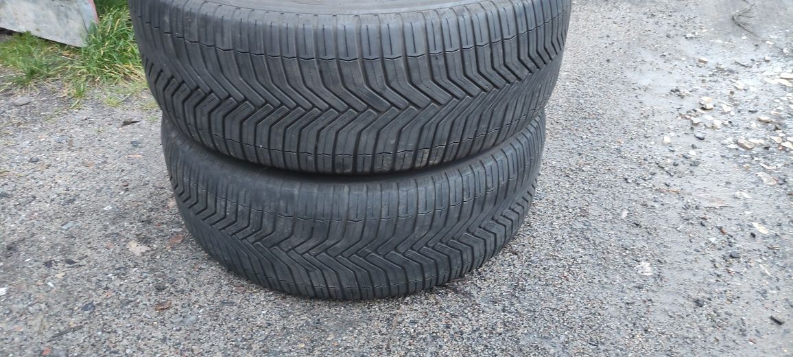 Opony zimowe z 2016r 5mm 235/55/19 Michelin 5N