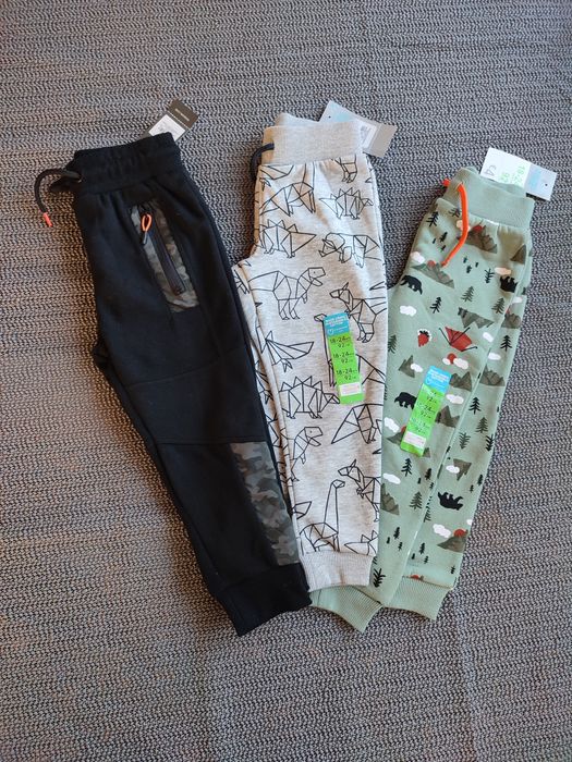 Nowe spodnie dresowe dla chłopca  1,5-2 lata