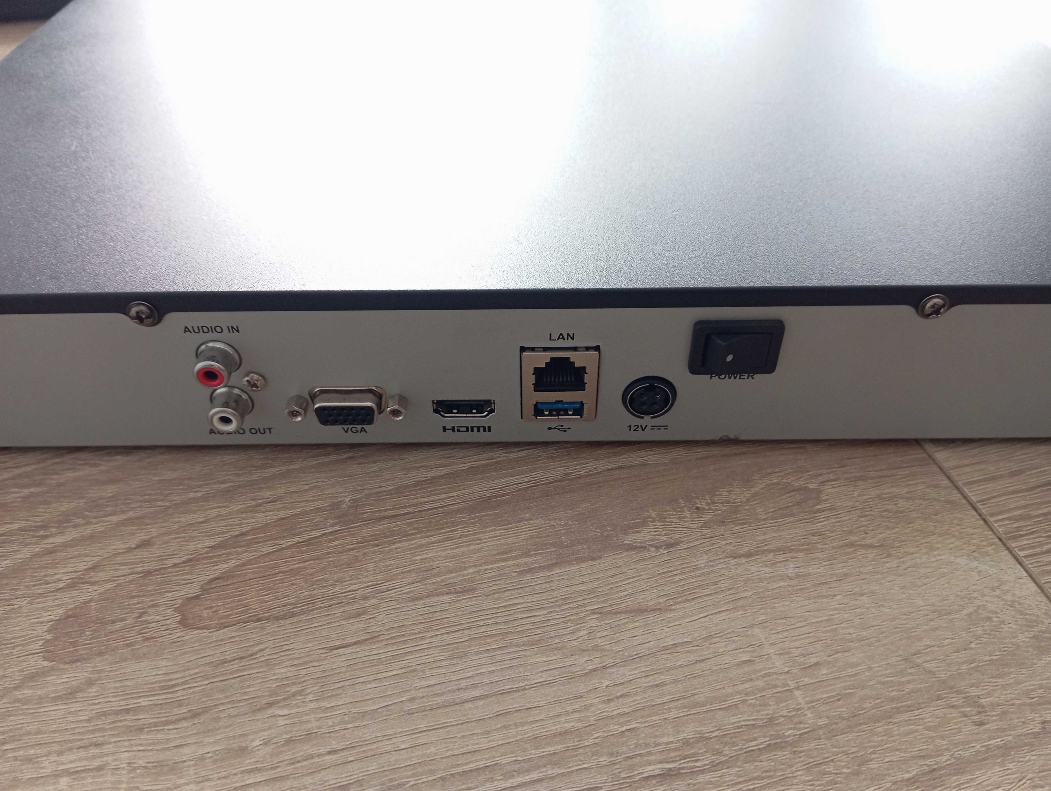 rejestrator 8 kamer DS-7608NI-E2