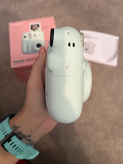 Instax mini 12 в ідеальному стані