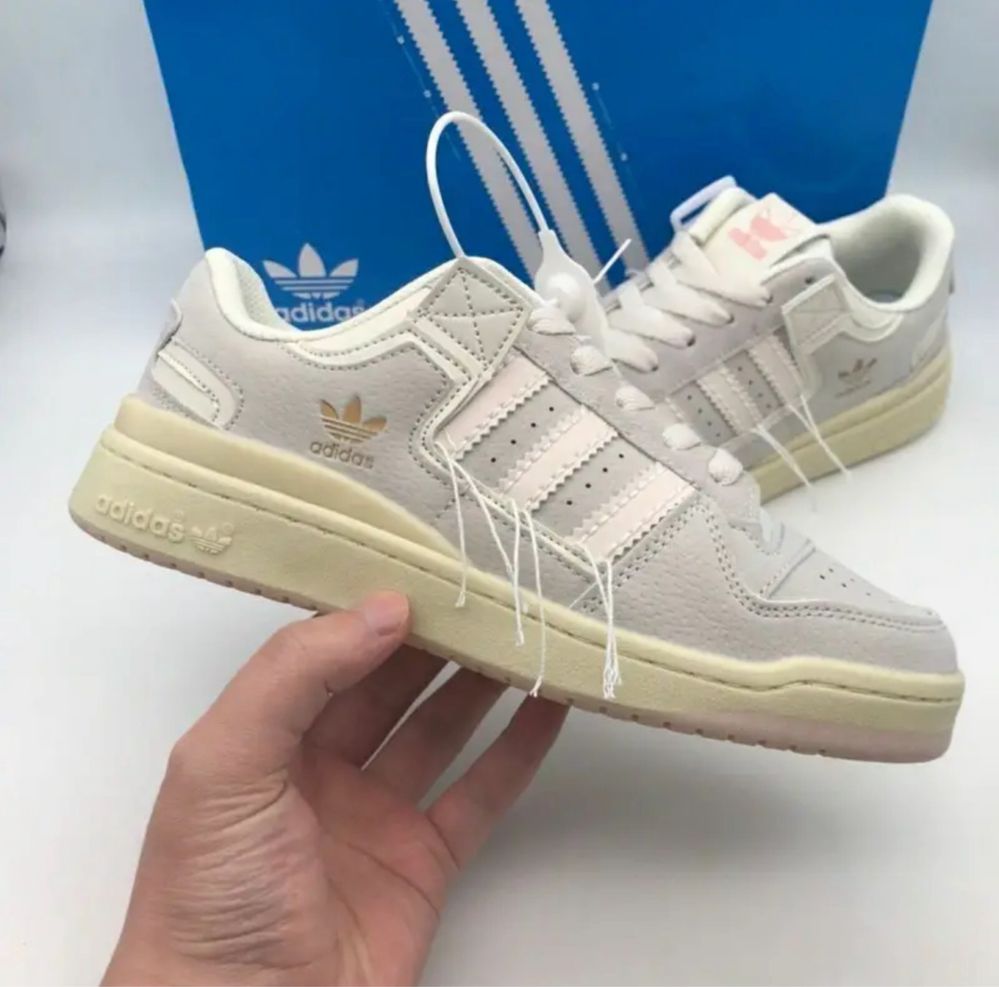 Кроссовки. Forum84 adidas