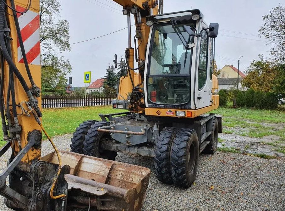 Liebherr A316 запчасти 900 904 912 914 312 316 318