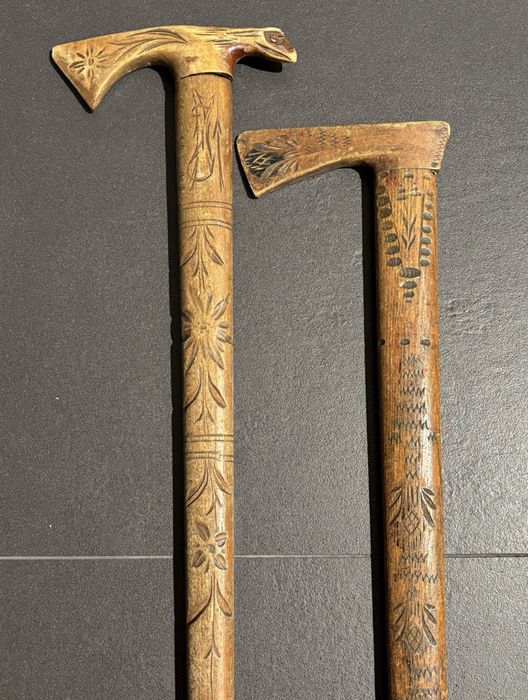 Dwie historyczne ciupagi 1875 i 1933