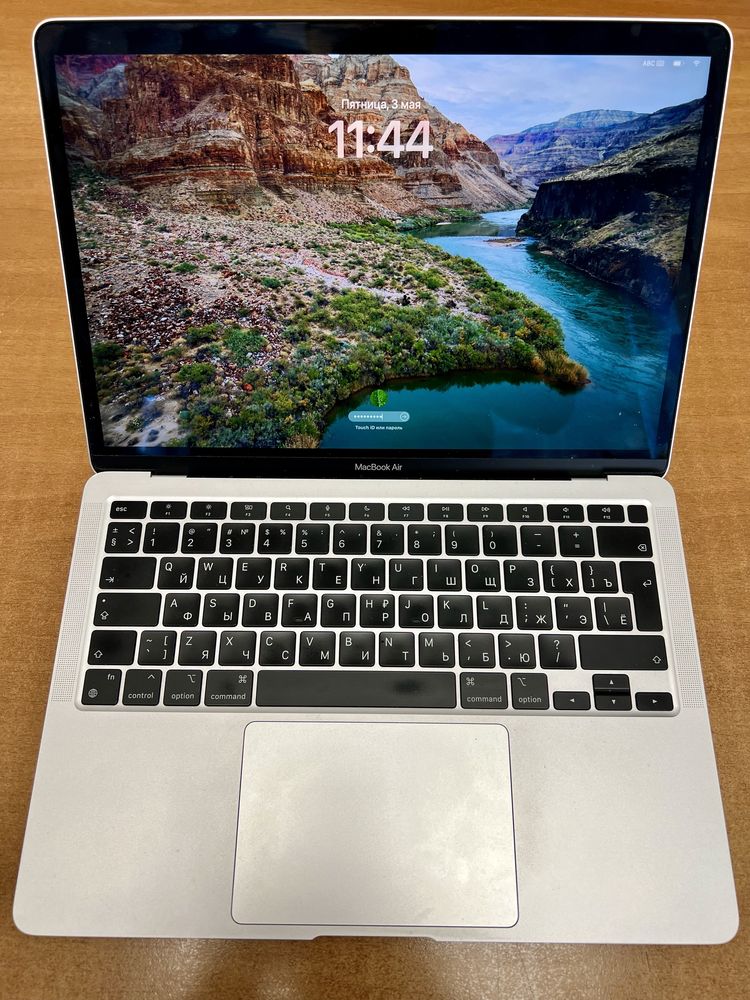 Ноутбук MacBook Air M1 512GB 8gb Apple Model A2337