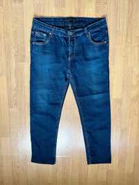 Spodnie jeans Louis Vuitton R40