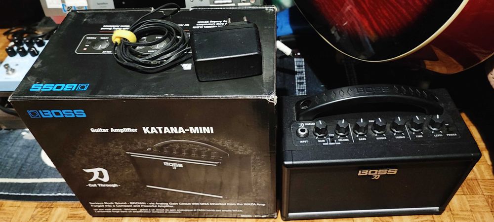 Amplificador Boss Katana Mini