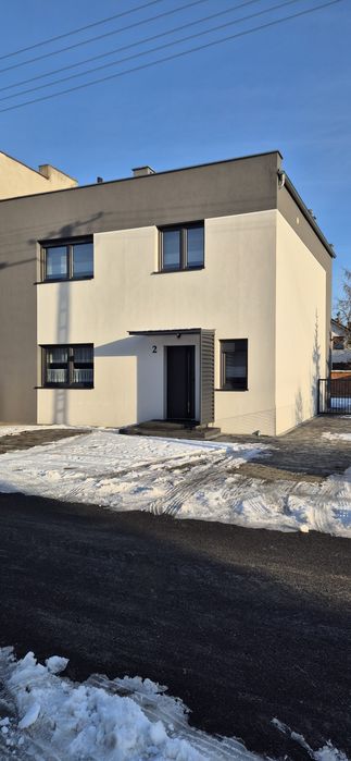 wynajme mieszkanie w nowowybudowanym blizniaku na I pietrze we Wrzesni