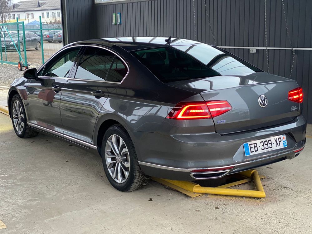 Volkswagen Passat b8 hybrid