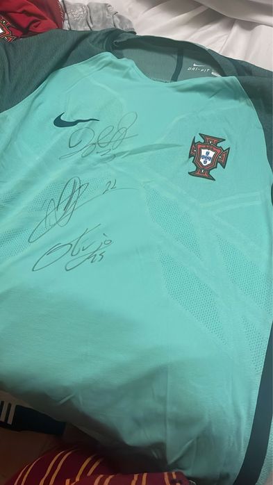 Camisola assinada Seleçao Nacional - Jogadores FC Porto