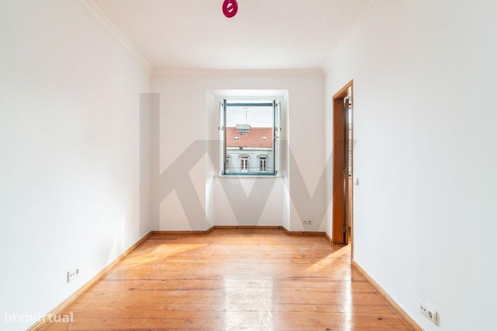 T2 Duplex com Vista Rio para Arrendamento | Estrela, Lisboa