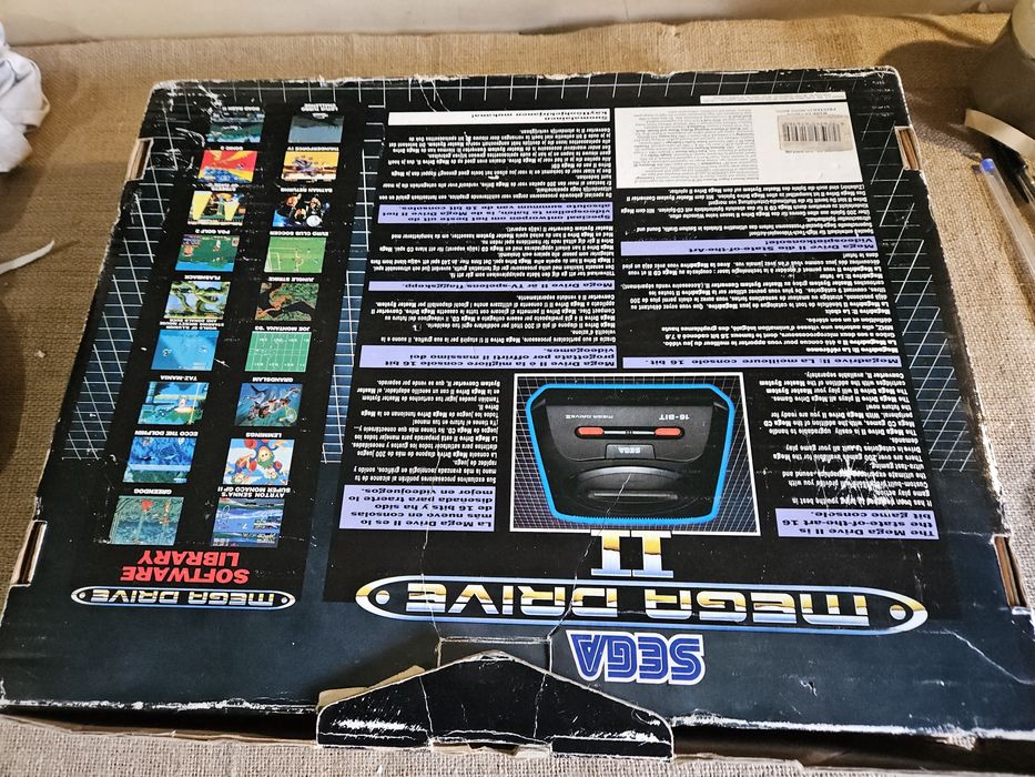 Caixa para consola megadrive