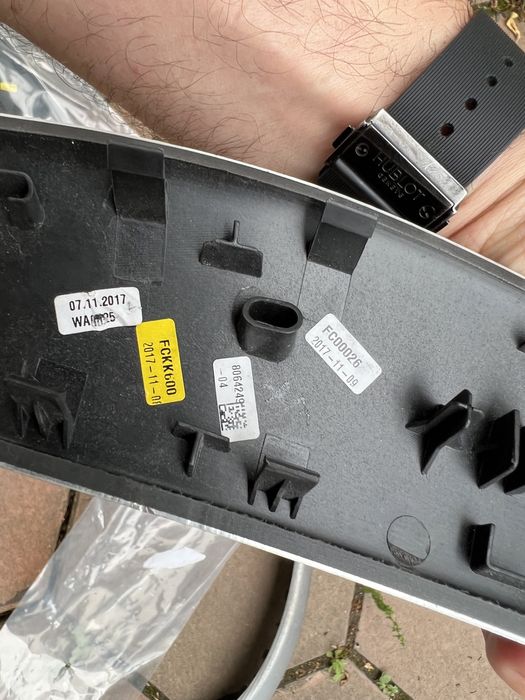 Продам накладки на ручки салона бмв ф30