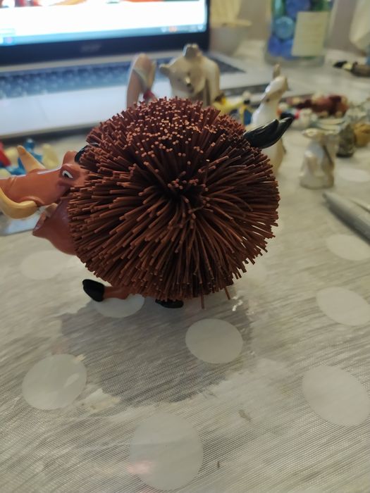 Продам,резиновую мм что,фигурку Пумба 1994года