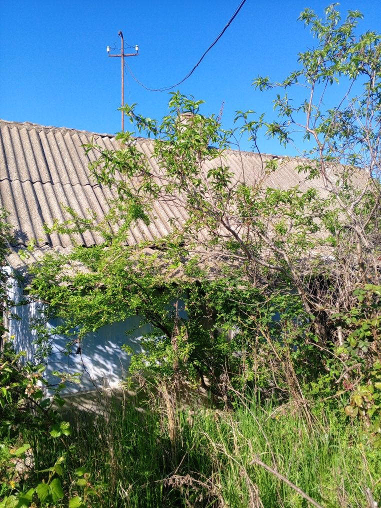 Продам дом -участок в городе под стройку