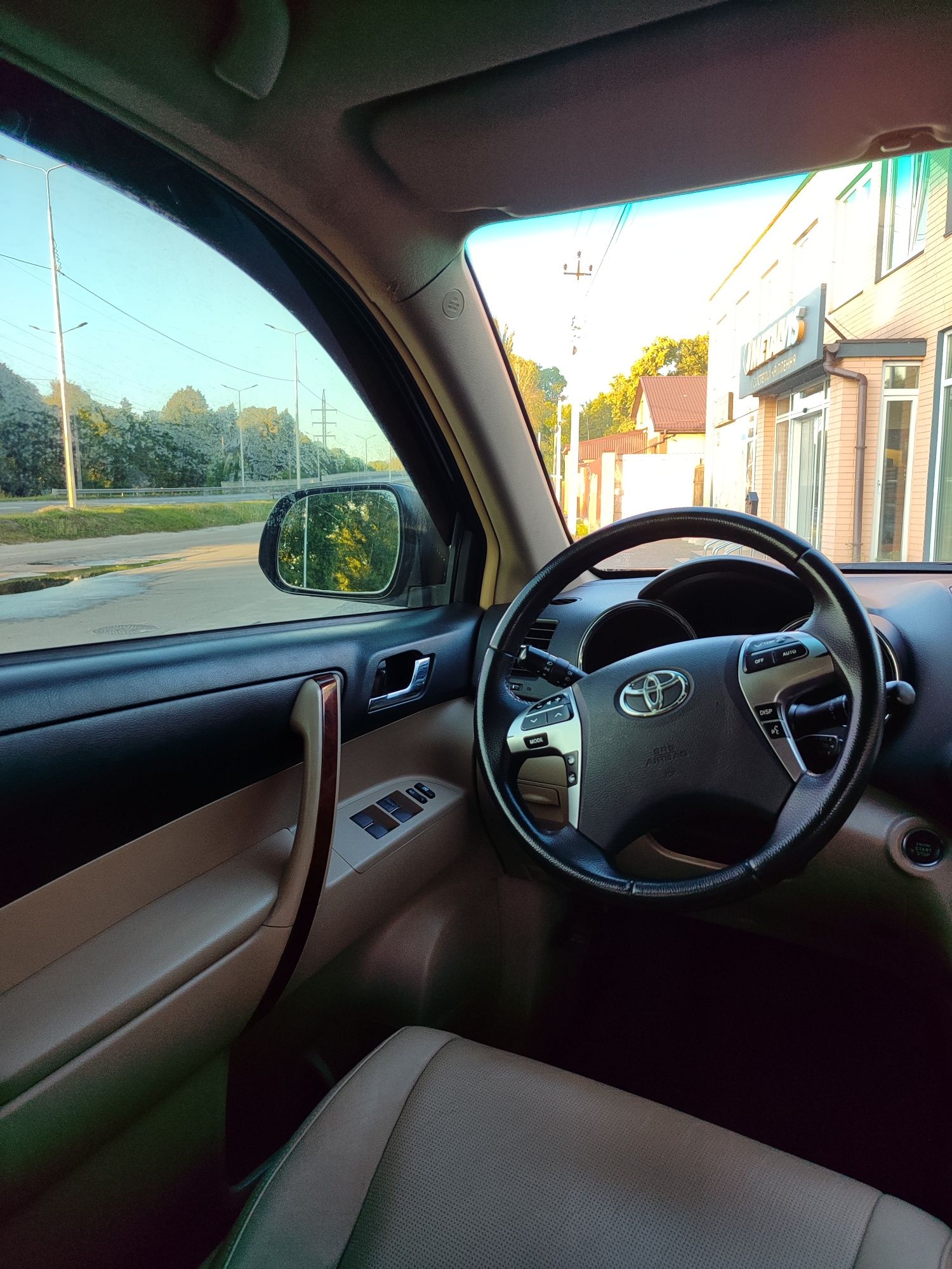 Toyota Highlander 3.5 2011р