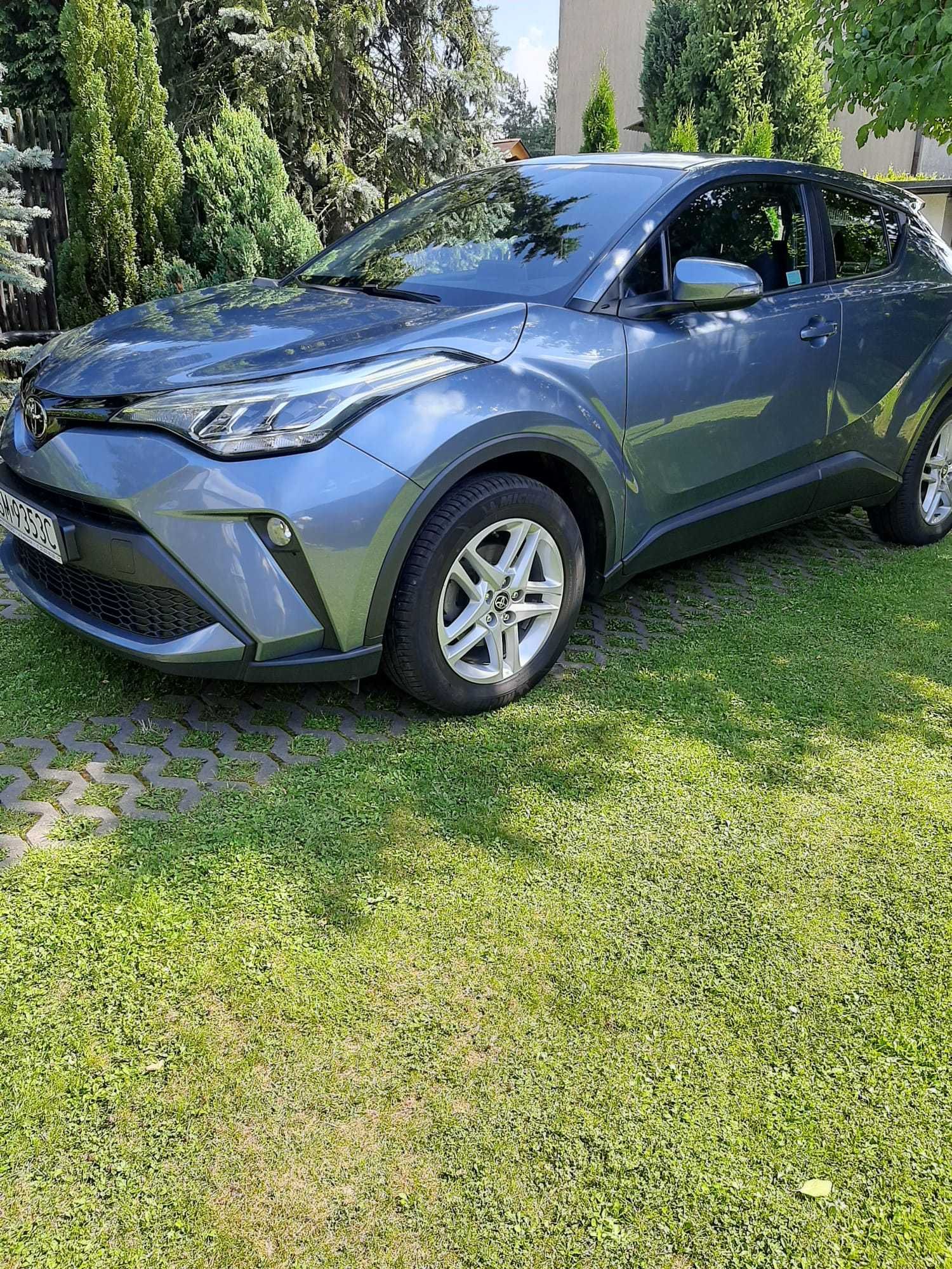 TOYOTA  C-HR (2020) .