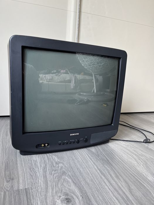 Телевізор Samsung розміри 50х50х45
