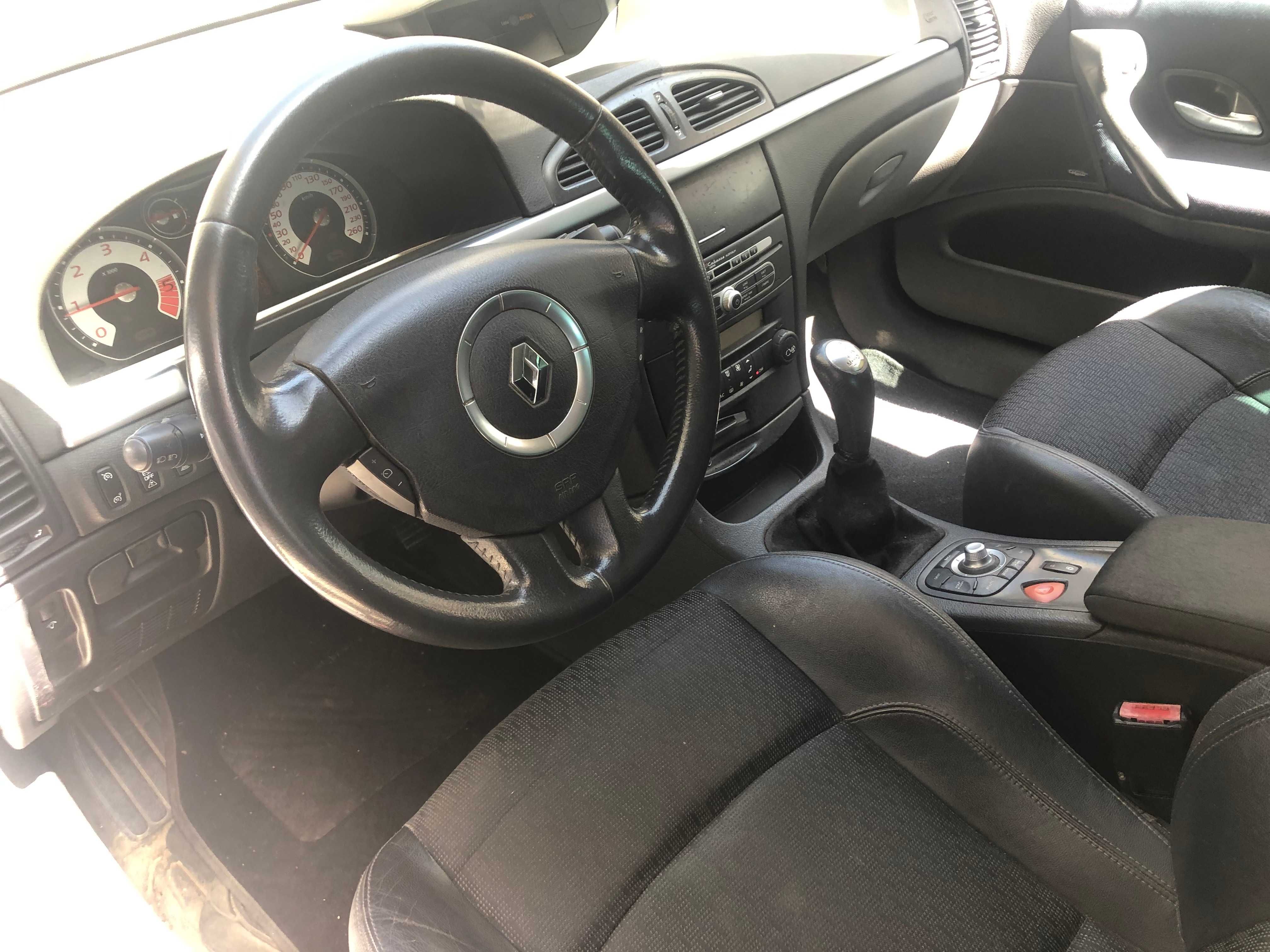 Renault Laguna  2.2 dci break  AUTOMATI