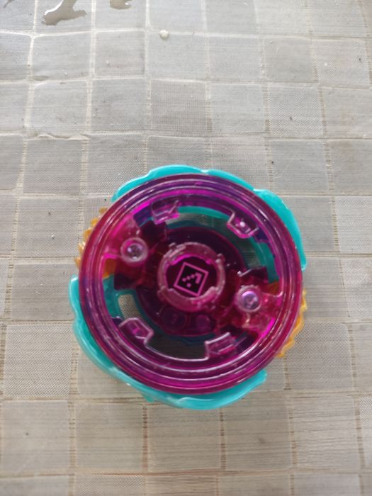 Бейблейд Калзар оригінал