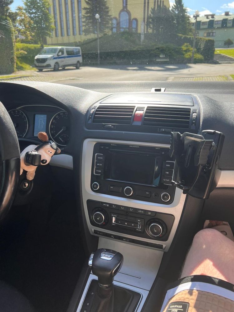 Skoda Octavia  1,6 tdi automat kombi