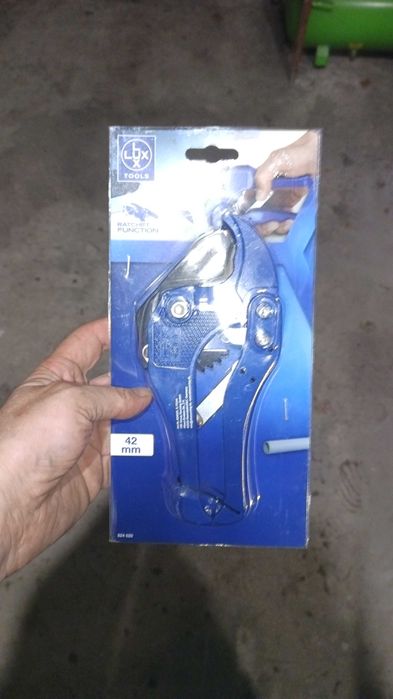 Nożyce do rur 42 mm