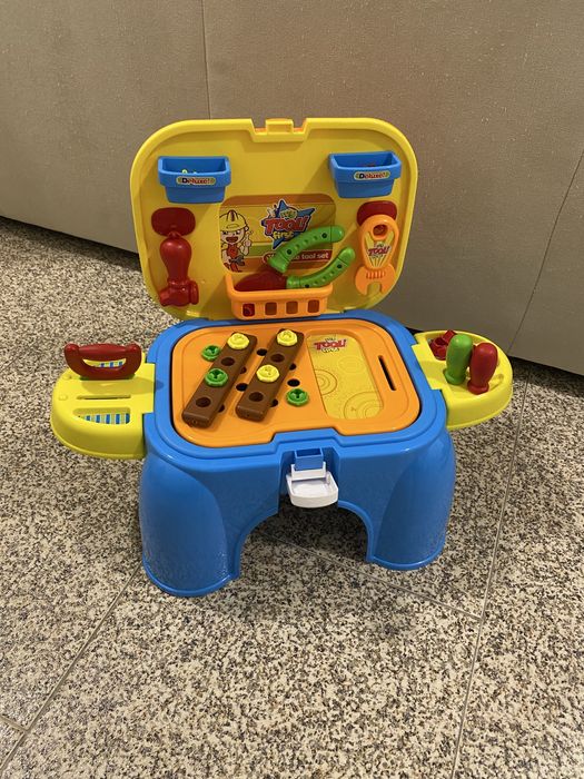 Brinquedo caixa de ferramentas