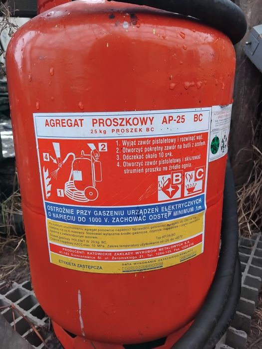 Gaśnica przewozna proszkowa 25kg agregat proszkowy AP-25 BC