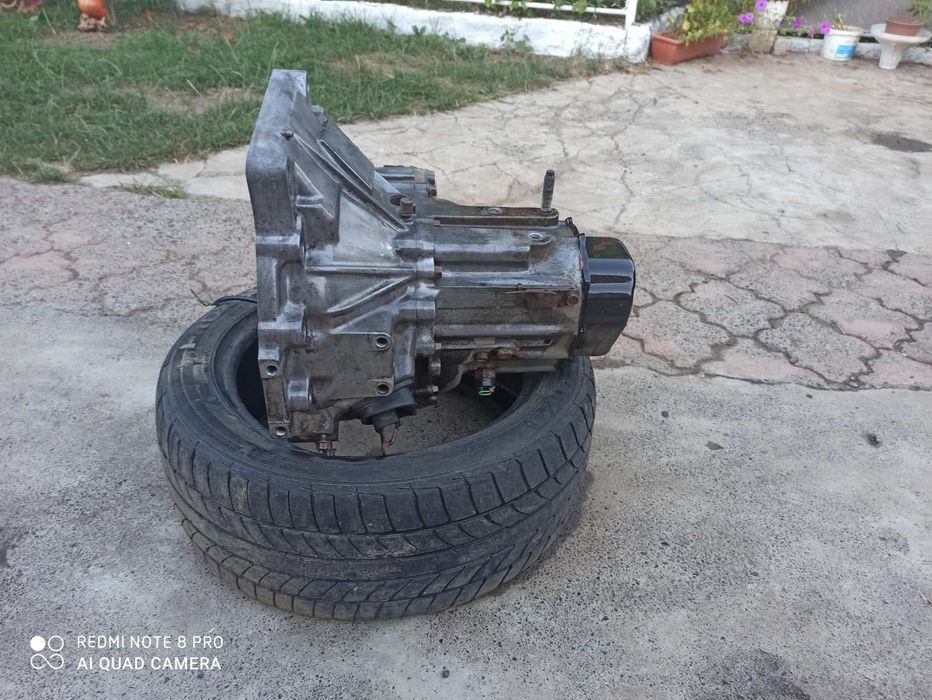 mazda 323f запчастини