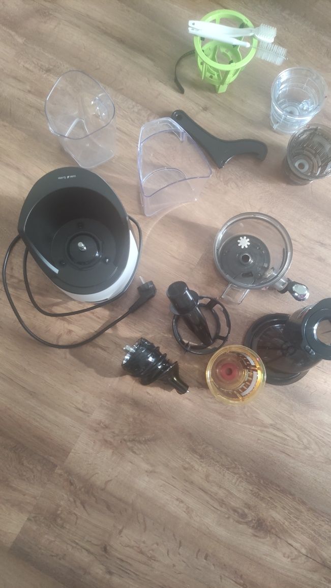 Wyciskarka wolnoobrotowa kuvings EVO82Plus edycja limitowana