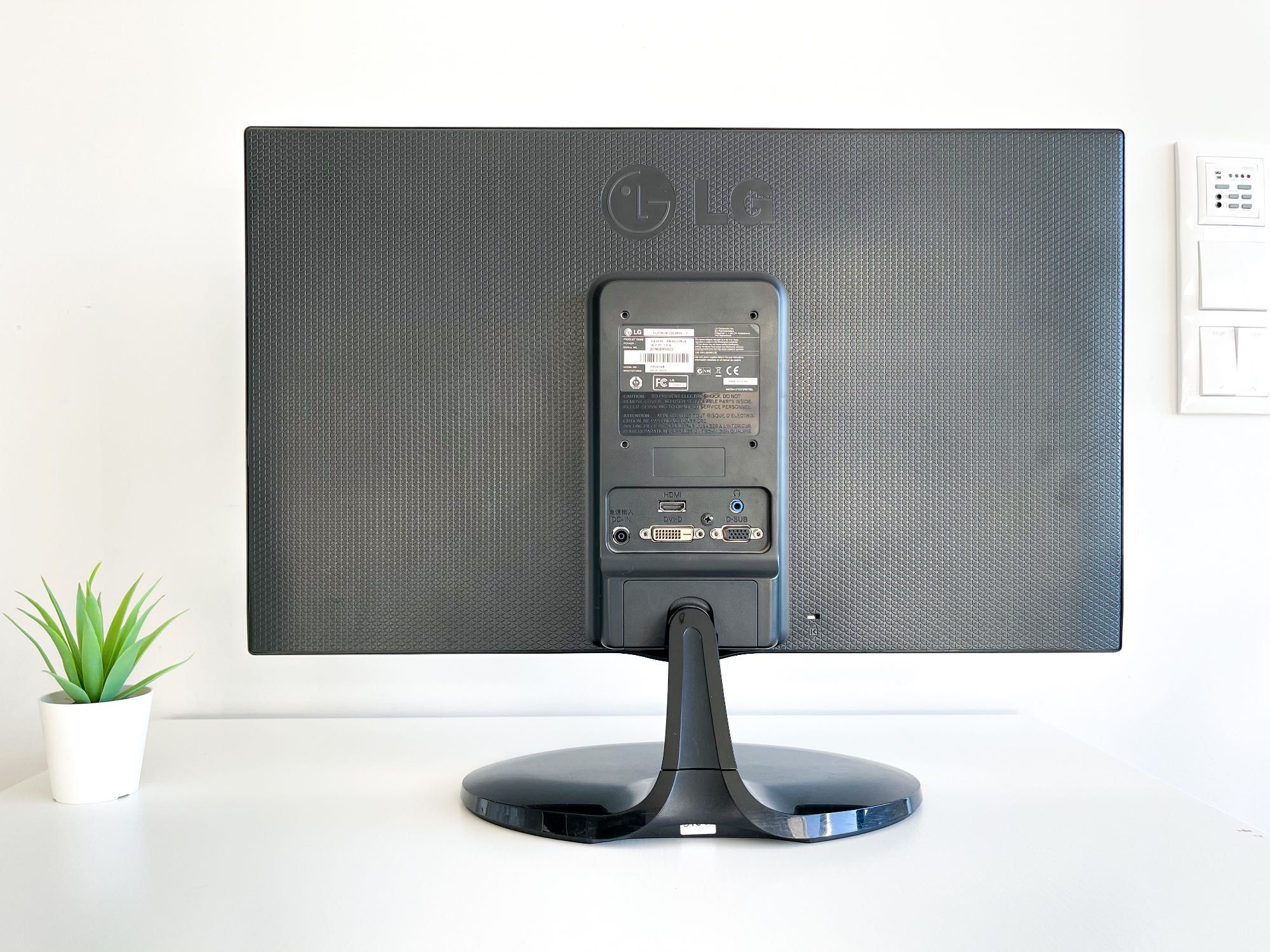 Monitor LG 23 polegadas - ótimo estado