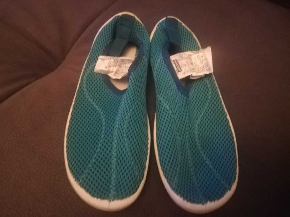 Buty do wody firmy Decathlon roz 32