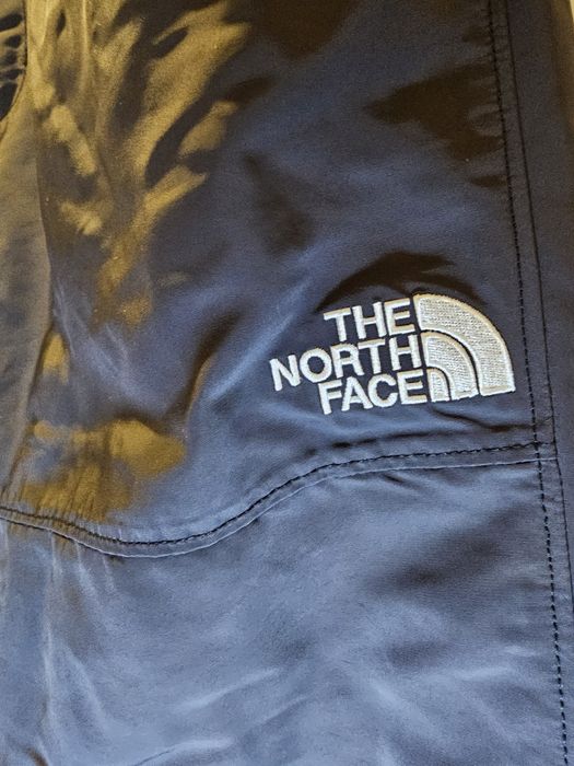 The North Face Штани Easy Wind L Оригінал
