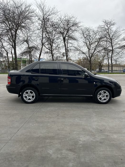 SkodaFabia в идеальном состоянии