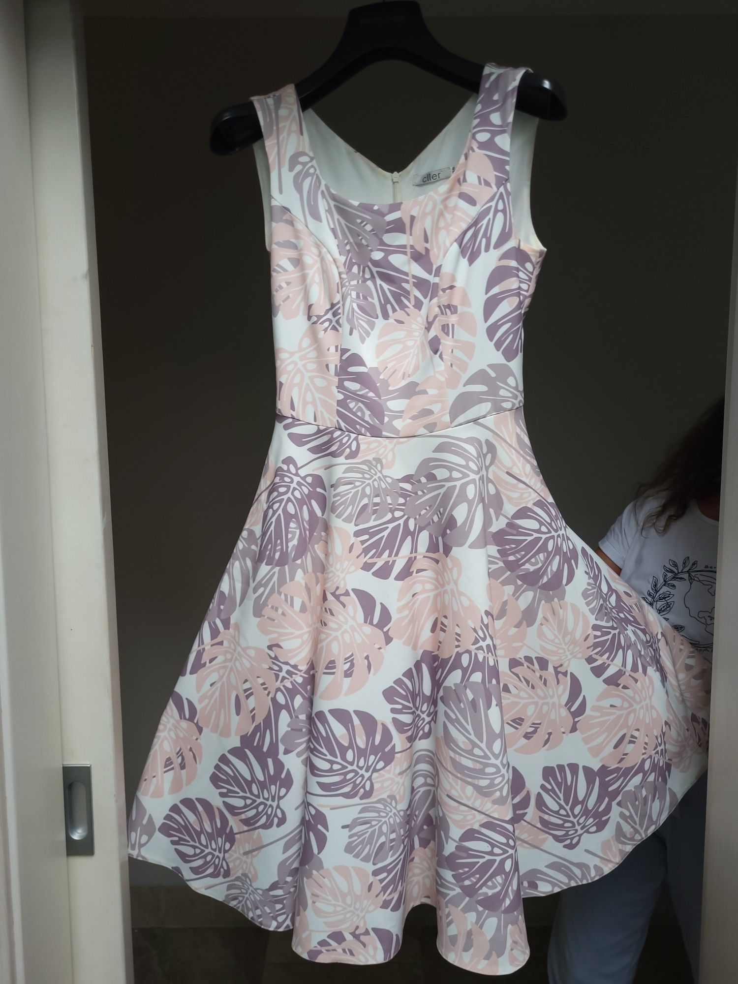 Elegancka sukienka slu, uroczysty obiad, Komunia, i.t.d