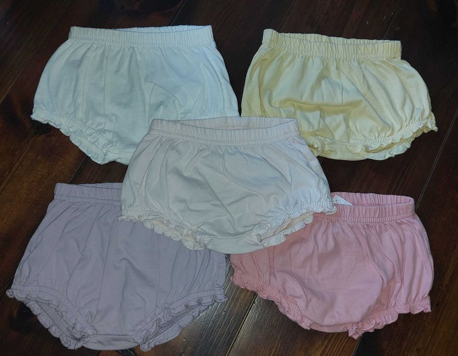 H&M, Bawełniane bufiaste majtasy/spodenki, 5-pak,rozmiar 68